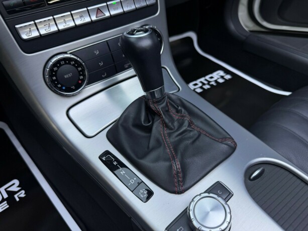 mercedes-benz-slk350-bensin-2012-big-20