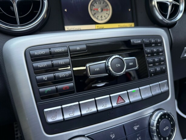 mercedes-benz-slk350-bensin-2012-big-17