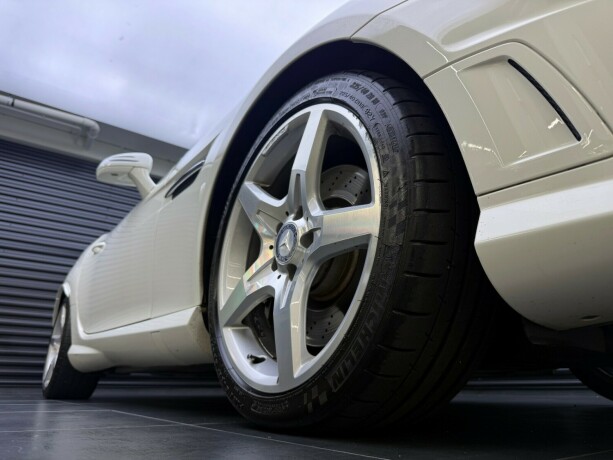 mercedes-benz-slk350-bensin-2012-big-7