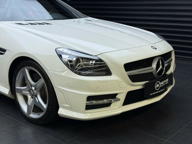 mercedes-benz-slk350-bensin-2012-big-3