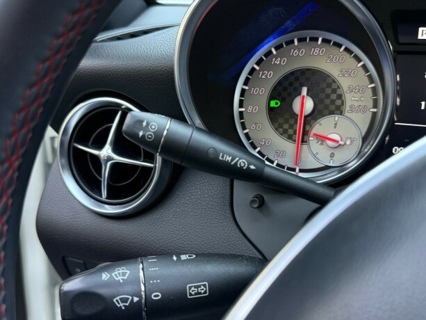 mercedes-benz-slk350-bensin-2012-big-11