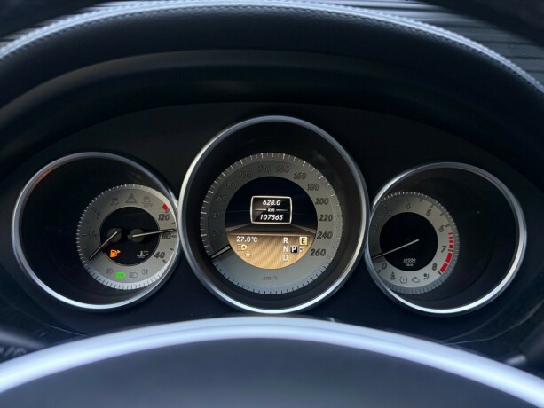 mercedes-benz-cls500-bensin-2012-big-13