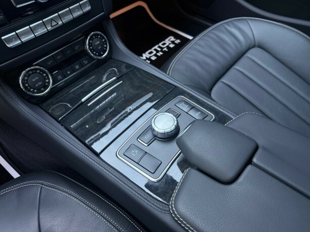 mercedes-benz-cls500-bensin-2012-big-20