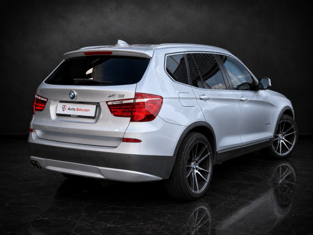 bmw-x3-diesel-2011-big-1