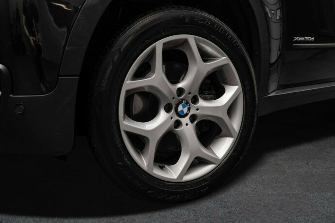 bmw-x5-diesel-2009-big-3