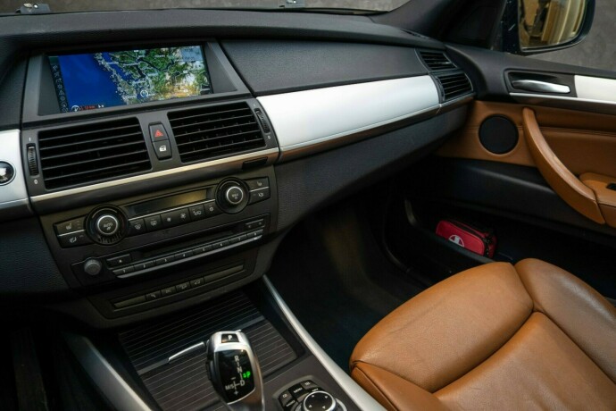 bmw-x5-diesel-2009-big-15
