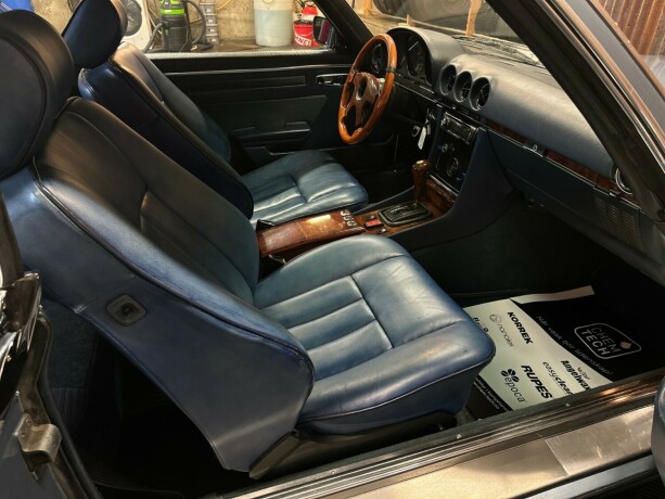mercedes-benz-350-slc-bensin-1984-big-33