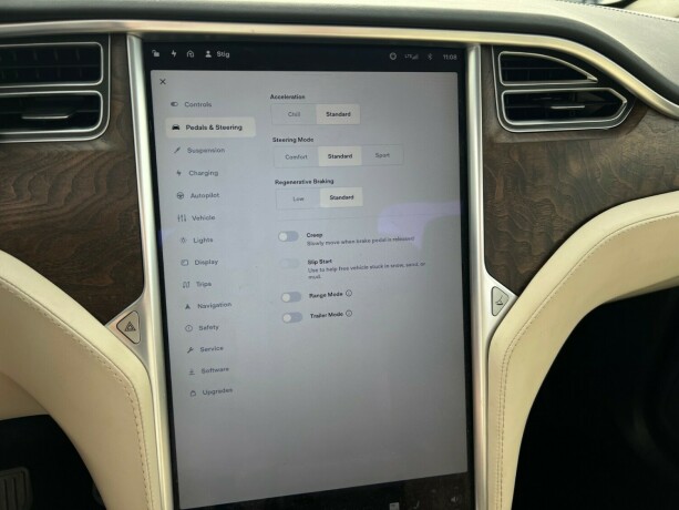 tesla-model-x-elektrisitet-2018-big-30