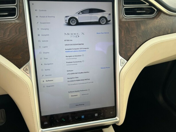 tesla-model-x-elektrisitet-2018-big-27