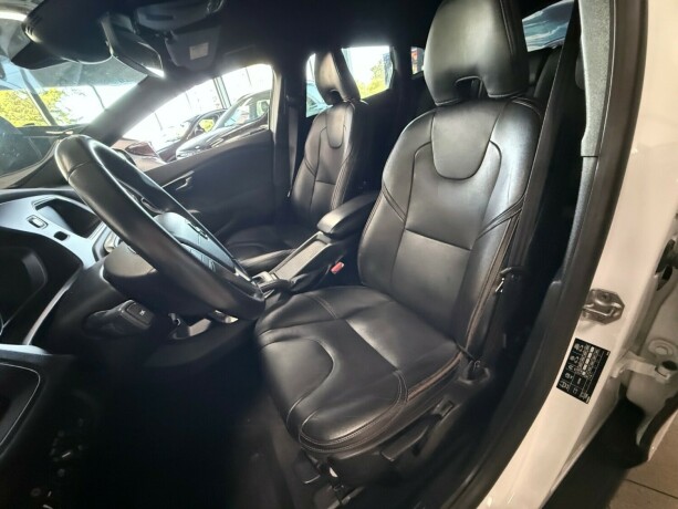 volvo-v40-cross-country-bensin-2018-big-10