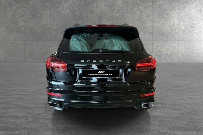 porsche-cayenne-diesel-2016-big-4