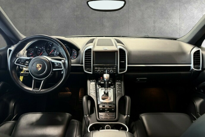 porsche-cayenne-diesel-2016-big-10