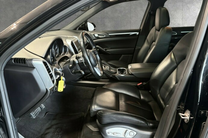 porsche-cayenne-diesel-2016-big-8