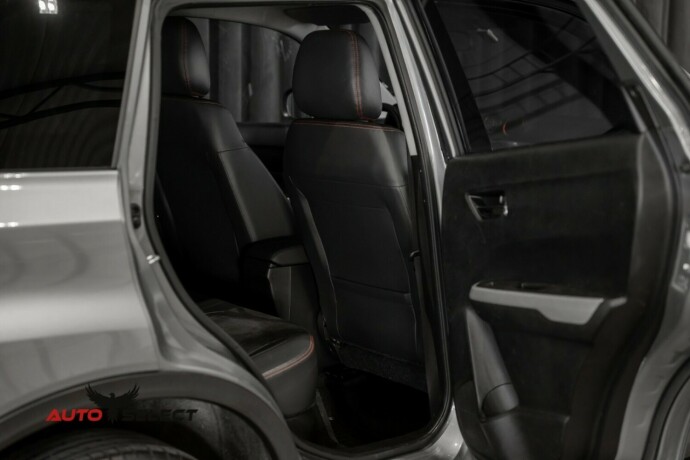 suzuki-vitara-bensin-2017-big-12