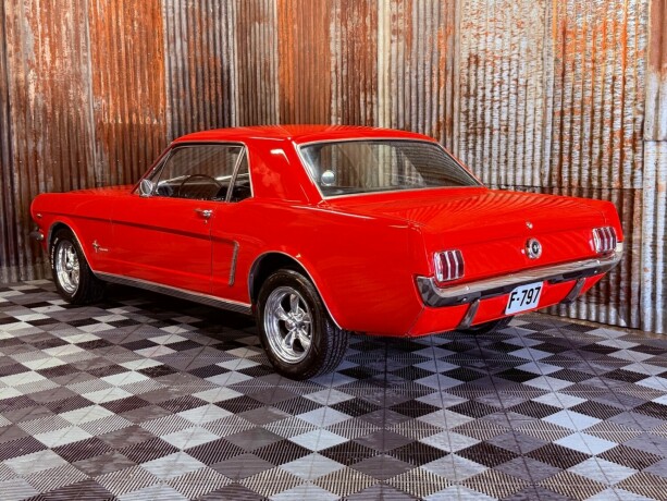 ford-mustang-bensin-1965-big-12