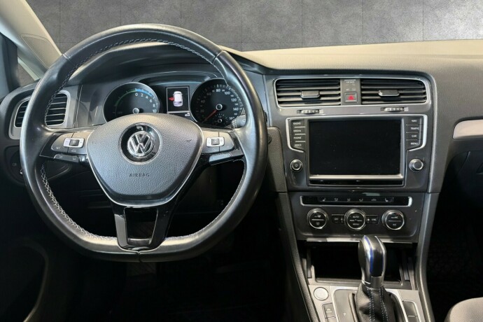 volkswagen-golf-elektrisitet-2015-big-7