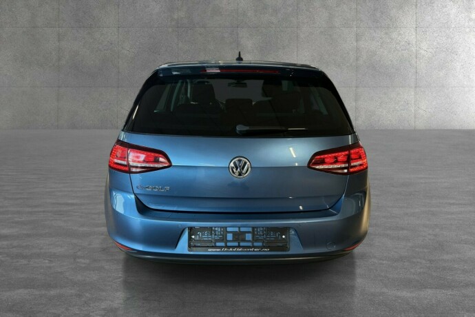 volkswagen-golf-elektrisitet-2015-big-25