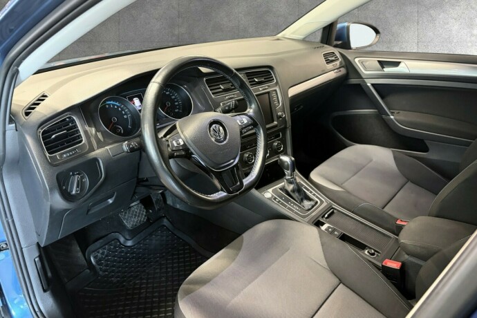volkswagen-golf-elektrisitet-2015-big-1