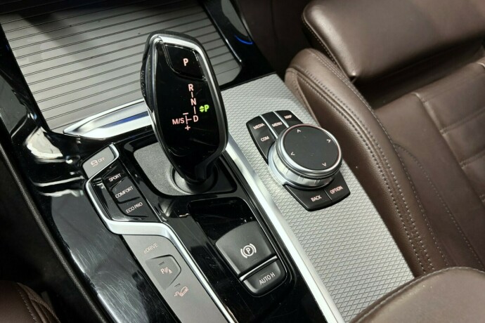 bmw-x3-elektrisitetbensin-2020-big-26