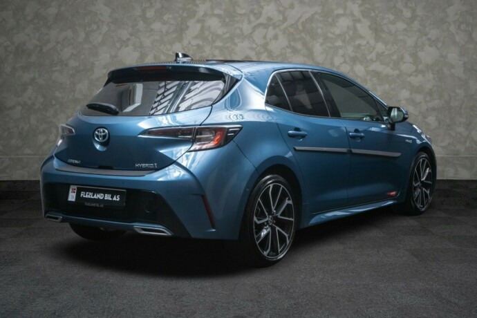 toyota-corolla-elektrisitetbensin-2019-big-7