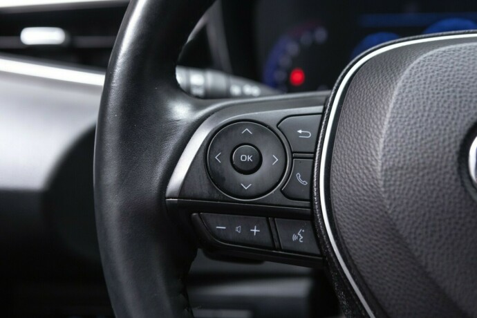 toyota-corolla-elektrisitetbensin-2019-big-11
