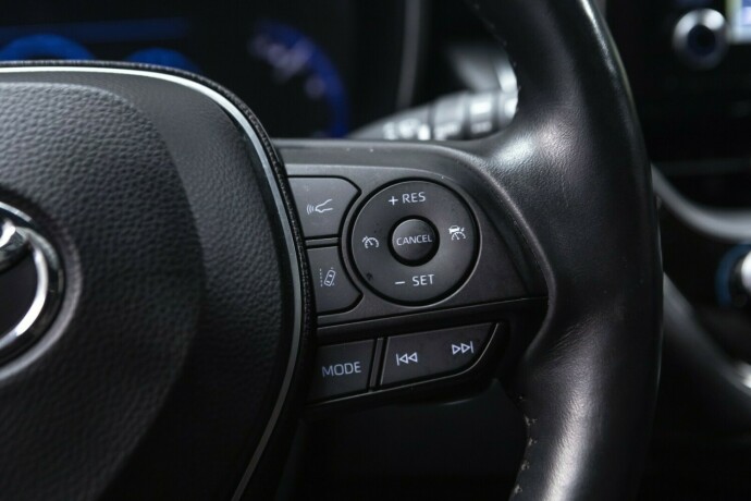toyota-corolla-elektrisitetbensin-2019-big-12