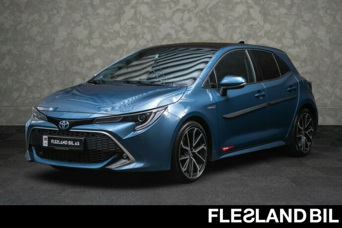 toyota-corolla-elektrisitetbensin-2019-big-0