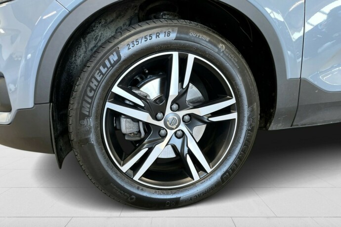 volvo-xc-40-diesel-2020-big-16