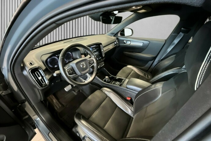 volvo-xc-40-diesel-2020-big-23
