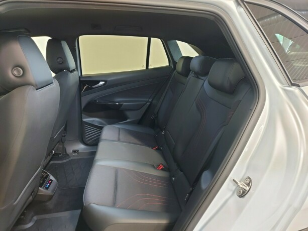 volkswagen-id4-gtx-elektrisitet-2024-big-30