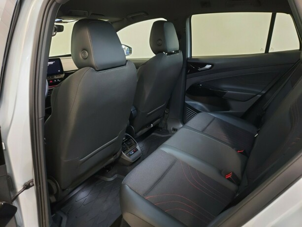 volkswagen-id4-gtx-elektrisitet-2024-big-29