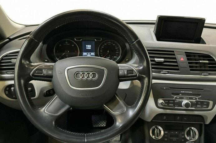 audi-q3-diesel-2012-big-9