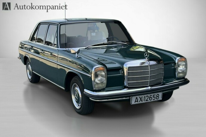 mercedes-benz-230-bensin-1971-big-1