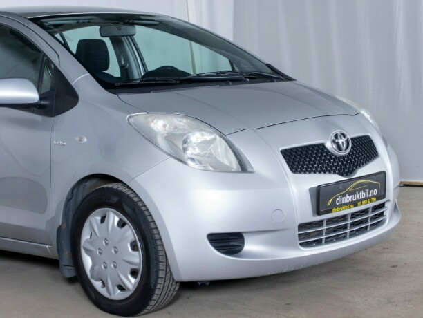 toyota-yaris-diesel-2007-big-3