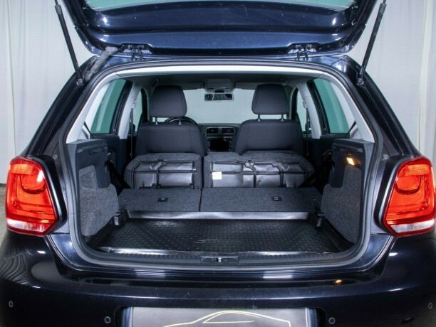 volkswagen-polo-diesel-2012-big-12