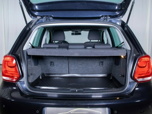 volkswagen-polo-diesel-2012-big-10