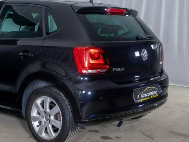 volkswagen-polo-diesel-2012-big-8