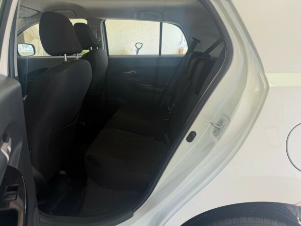 toyota-urban-cruiser-diesel-2011-big-12