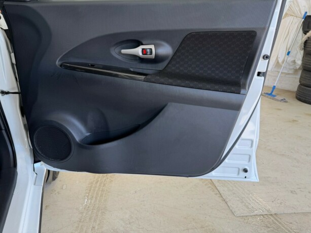 toyota-urban-cruiser-diesel-2011-big-17