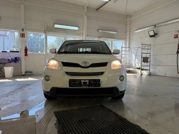 toyota-urban-cruiser-diesel-2011-big-8