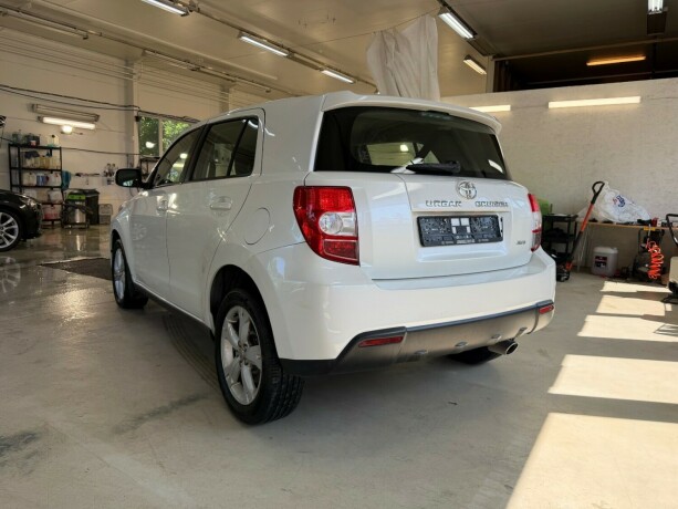 toyota-urban-cruiser-diesel-2011-big-3
