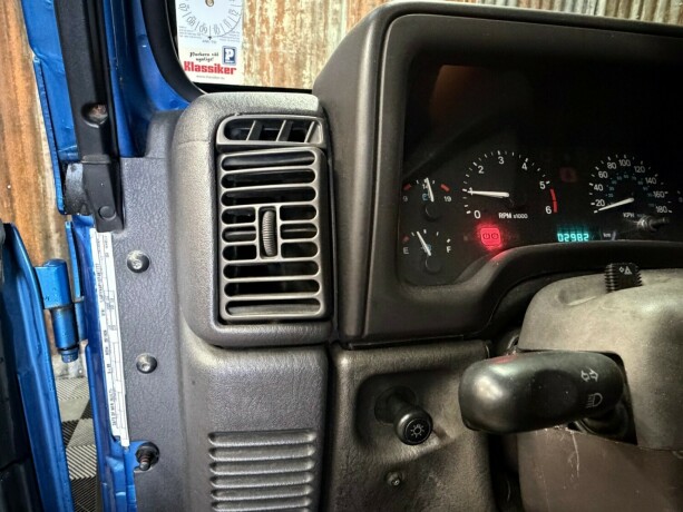 jeep-wrangler-bensin-1999-big-24