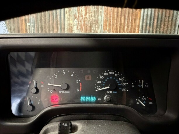 jeep-wrangler-bensin-1999-big-23