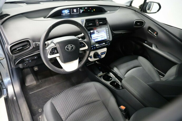 toyota-prius-elektrisitetbensin-2017-big-6