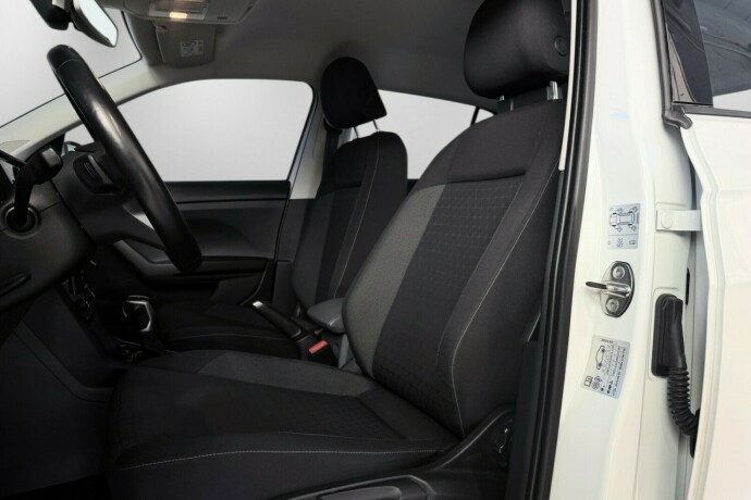 volkswagen-t-cross-bensin-2019-big-16