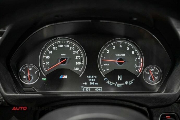 bmw-m4-bensin-2015-big-32