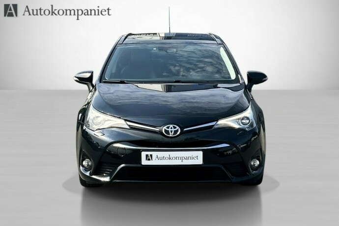 toyota-avensis-bensin-2016-big-5