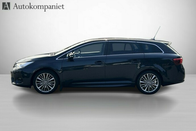 toyota-avensis-bensin-2016-big-7