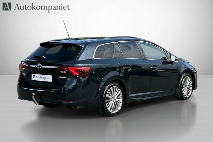 toyota-avensis-bensin-2016-big-2