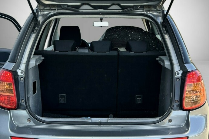 suzuki-sx4-diesel-2006-big-12